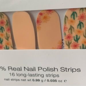 Desert Flora cream finish nail art dry polish strips by Color Street